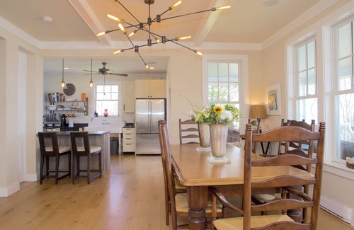 Aquebogue Casa | "Salt & Serenity" - Absolute Beachfront Retreat on the North Fork