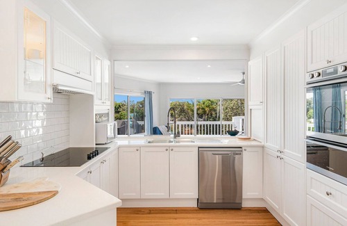Dunbogan Casa | Salt Spray - Multi Room - 1, 2 or 4 bedrooms available
