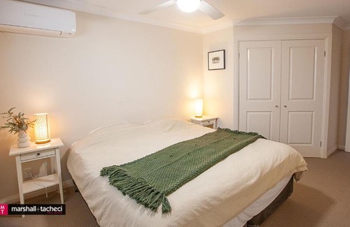 Bermagui Casa | Salt water villa Bermagui Four bedroom central location with Wifi