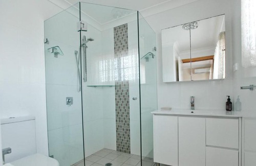 Bermagui Casa | Salt water villa Bermagui Four bedroom central location with Wifi
