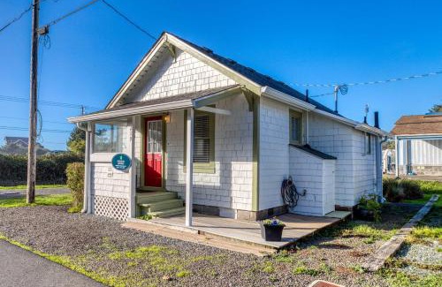 Rockaway Beach Casa | Saltair Creek Cottage - Meredith Lodging