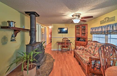 Salter Path Casa | Salter Path Home-Short Walk to Indian Shores and Bay