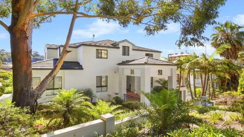 Terrigal Casa | Saltwater Accom Holidays