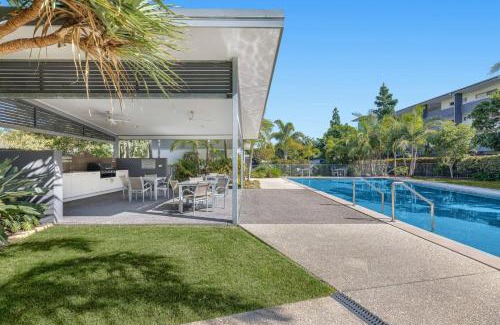 Birtinya Apartamento | Saltwater on the Peninsula