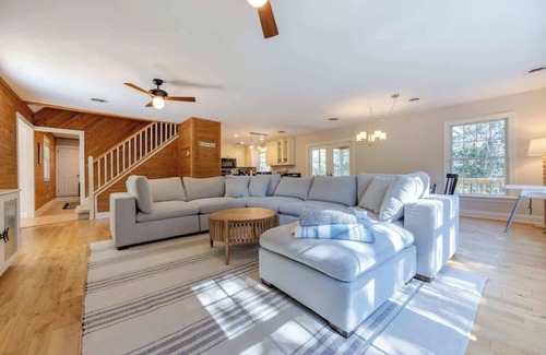 Duck Casa | Saltwater Pool and 5Min Walk to the Beach!