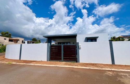 Port Louis Casa | Salty Bisous