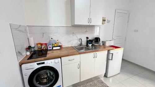 Alcala Apartamento | Salty Breeze Apartment in center of Alcalá