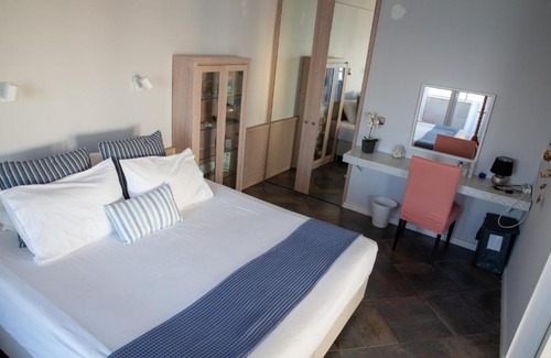 Neoi Epivates Apartamento | Salty Breeze Beachfront Apartment-Premium Stay