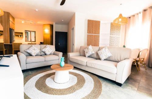 Flic-en-Flac Apartamento | Salty Breeze - Modern 3BR 2BA Fast WiFi Near Beach