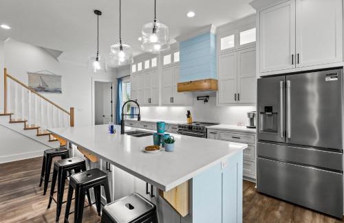 Galveston Casa | Salty Seabass 4BR Seaside Escape