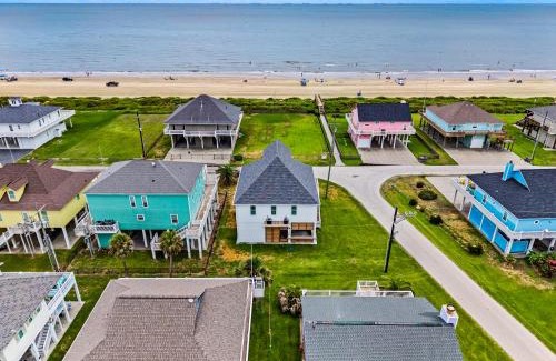 Galveston Casa | Salty Seabass 4BR Seaside Escape