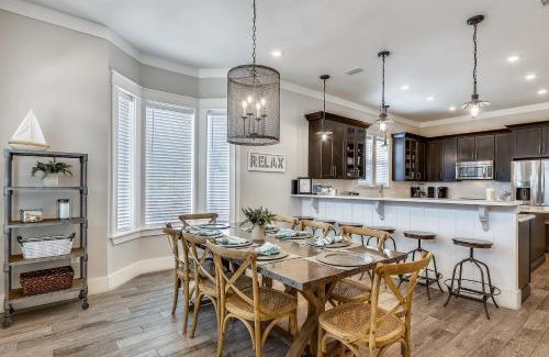 Emerald Waters Village Casa | Salty Shores at Emerald Waters Village