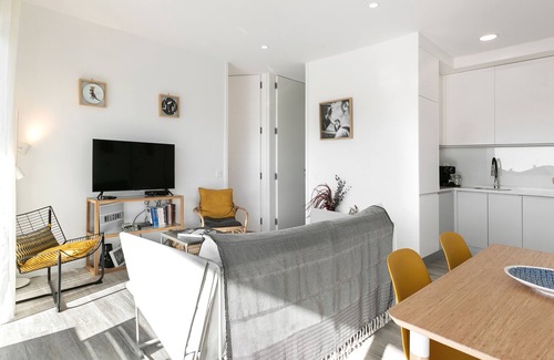Ferrel Apartamento | Salty Soul - Modern Flat with a shared pool