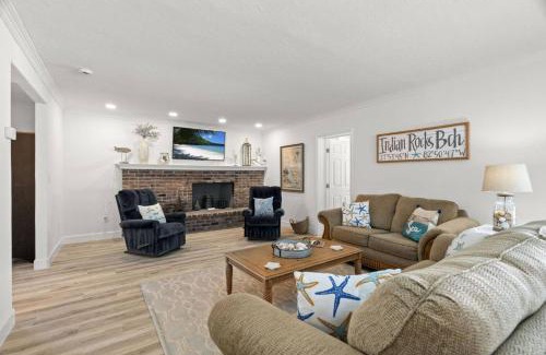 Indian Rocks Beach Casa | Salty Sunrise