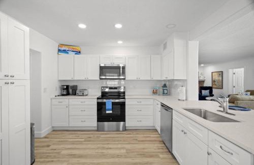 Indian Rocks Beach Casa | Salty Sunrise