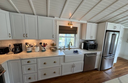 Rye Cabaña | Salty’s Seaside Cottage: Rye, NH
