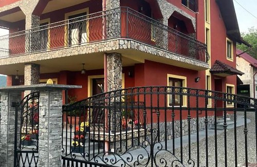 Salistea de Sus Casa | SALY BUTU