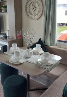 Towyn Otro | Sam's Caravan Hire Golden Gate