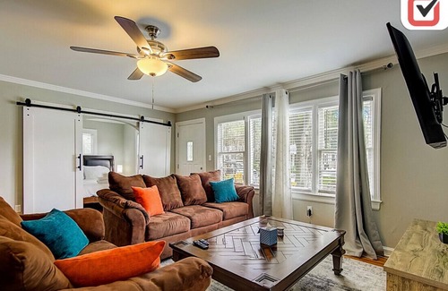Palma Ceia Casa | Sam's Floridian Lifestyle | Sleeps 11 | Pool | Pet Friendly | Near Boardwalk