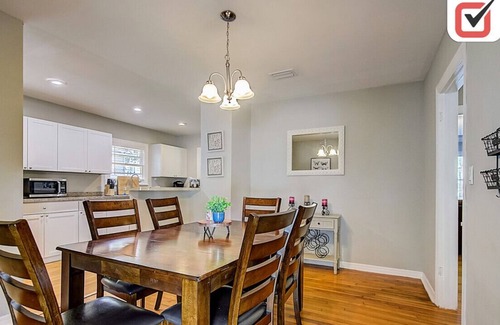 Palma Ceia Casa | Sam's Floridian Lifestyle | Sleeps 11 | Pool | Pet Friendly | Near Boardwalk