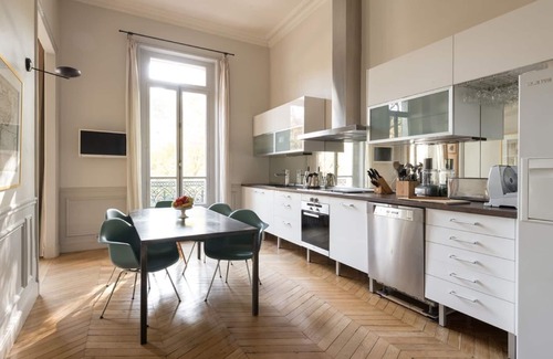 Figares Casa | Samanta Narzan 2BD ubicado de Cifrantelo