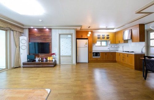 Samcheok Casa | Samcheok Eoulim Pension