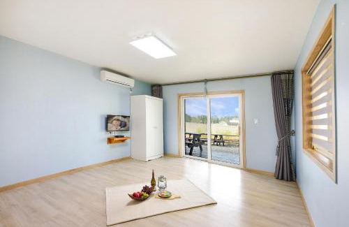 Samcheok Casa | Samcheok Good Friend Pension