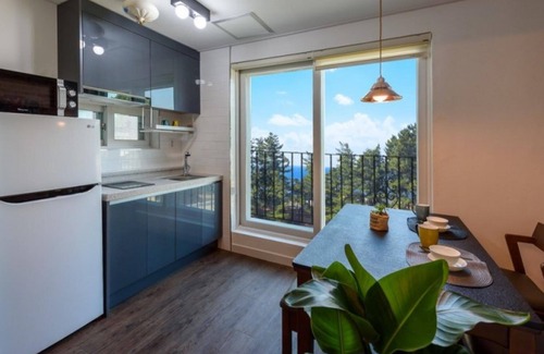 Samcheok Casa | Samcheok Right Away Sea Pension