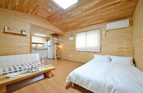 Samcheok Casa | Samcheok View of Sea Pension
