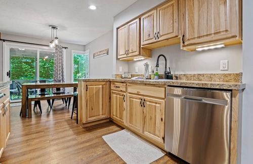 Gilford Condominio | Samoset Landing - Condo on Lake Winnipesaukee