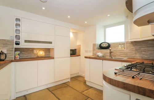 Brixham Cabaña | Samphire Cottage