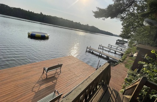Sarona Cabina | Sam’sPlace Cabin 1 on Long Lake, near shoreline, quiet. Own dock available.