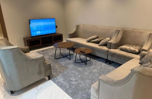 Unaizah Apartamento | Samtasuites