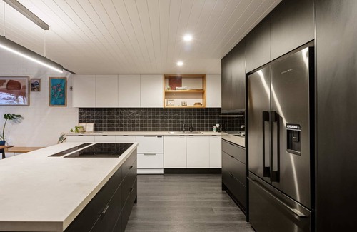Moffat Beach Apartamento | Samudr on Seaview at Moffat Beach