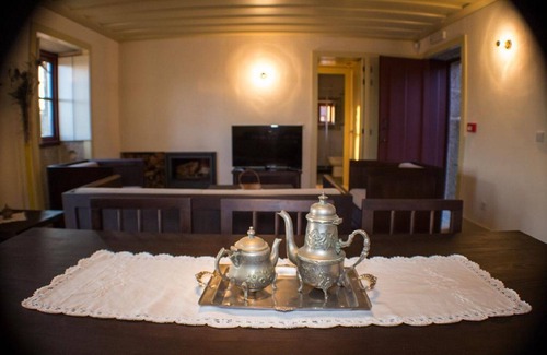 Macieira de Cambra Cabaña | Samuel House y Derminda - Abuelos Casas