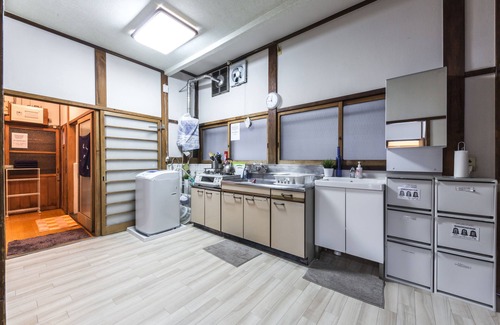 Nakano Casa | Una casa de 2 plantas en su totalidad, casi privada de Shinjuku ★ ★ Casa Samurai. ¡Perfecto para familias!