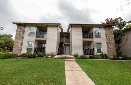 Uptown Apartamento | San Antonio Cozy Tourist Full Apartment