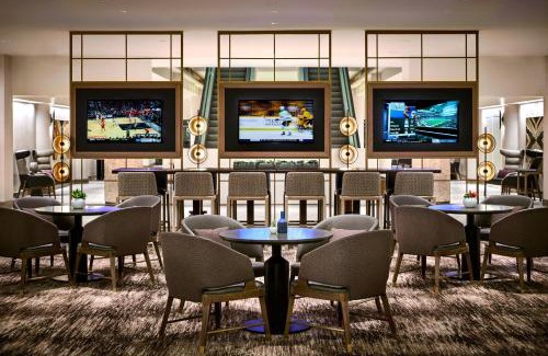 Downtown San Antonio Hotel | San Antonio Marriott Rivercenter on the River Walk