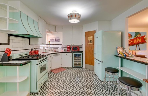 Alamo Heights Casa | San Antonio Vacation Rental about 7 Mi to River Walk!