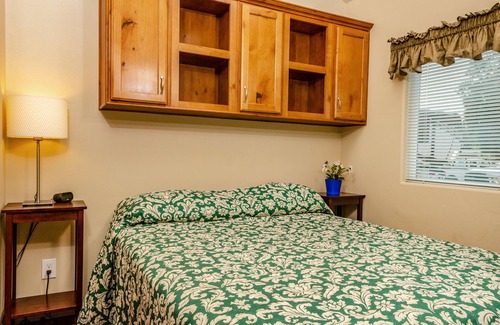 Paicines Cabina | San Benito RV & Camping Resort