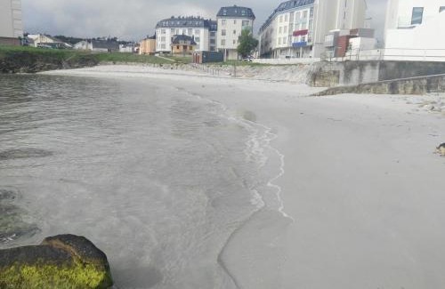 San Cibrao Apartamento | San Ciprian Atico Tres Playas by I Love Norte