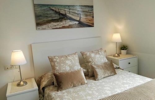 San Cibrao Apartamento | San Ciprian Atico Tres Playas by I Love Norte