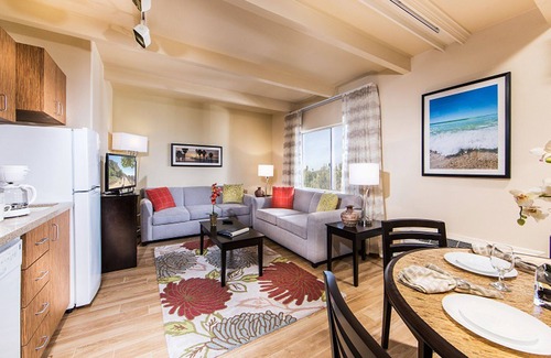 San Clemente Hotel | San Clemente Inn - Semana del Día del Trabajo - Capacidad para dormir 4 * PRECIO REDUCIDO - $ 85 / día *