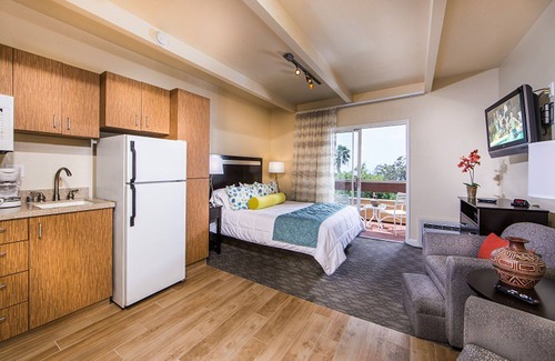 San Clemente Hotel | San Clemente Inn - Semana del Día del Trabajo - Capacidad para dormir 4 * PRECIO REDUCIDO - $ 85 / día *