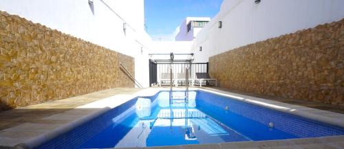 Los Silos Casa | San Clemente with Pool & Wi-fi