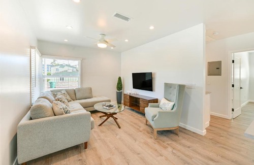 Roseville - Fleet Ridge Casa | San Diego Cottage with Private Patio 2 Mi to Beach!