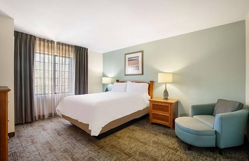 Carmel Mountain Ranch Hotel | San Diego Getaway: Spacious Suites w/ Pool, Breakfast Buffet & Parking Included!