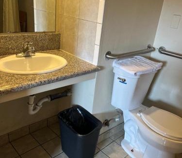 Palm City Hotel | San Diego Inn