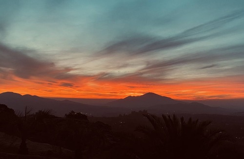 Jamul Cabaña | San Diego Mountain Retreat. Best views in San Diego. Pet friendly, guest house