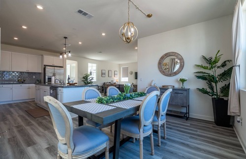 Valley Center Casa | San Diego style retreat awaits you.